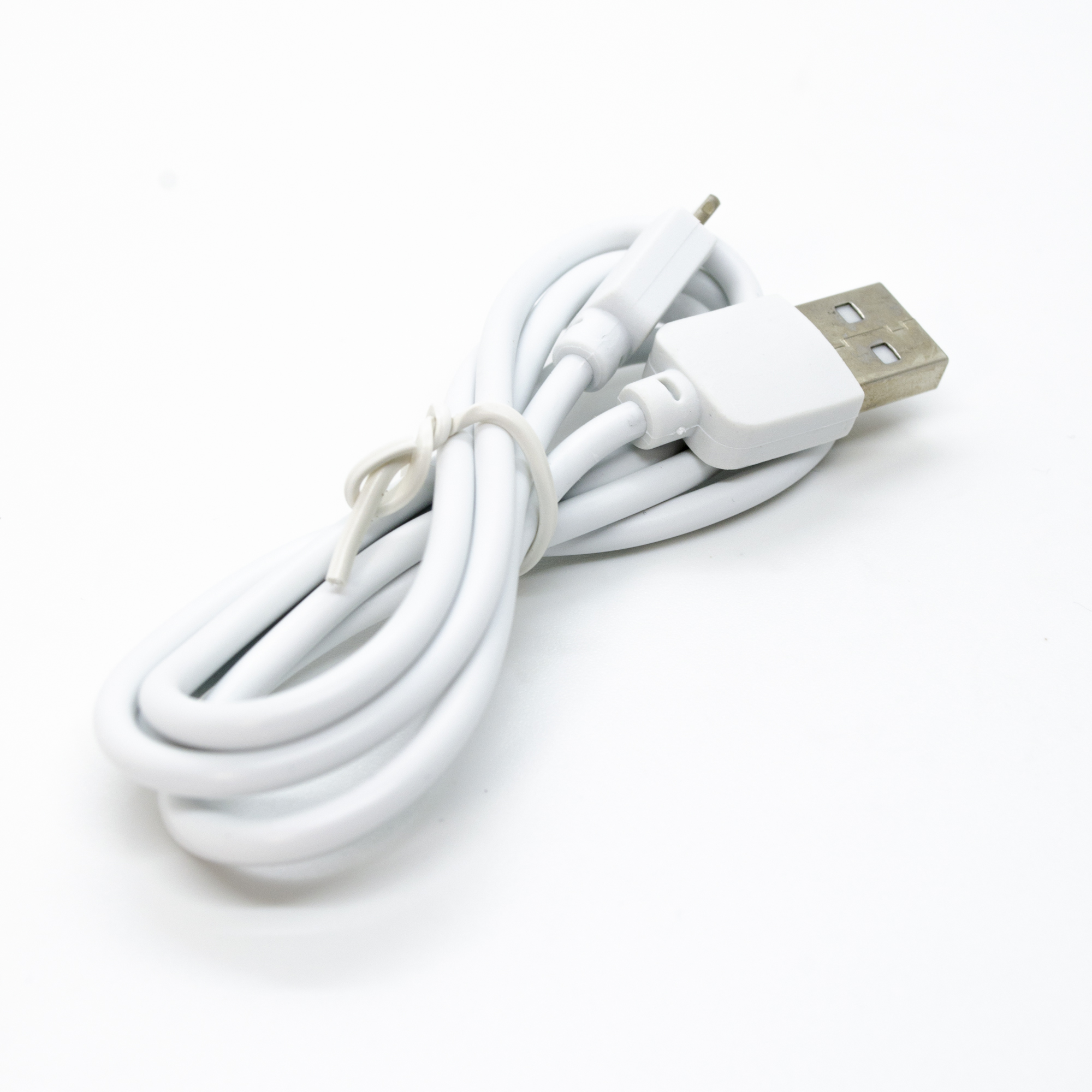 Factor M Lightning İphone Uyumlu Data ve Şarj Kablo 2.4A 1m Beyaz (FMMDKBYZ)